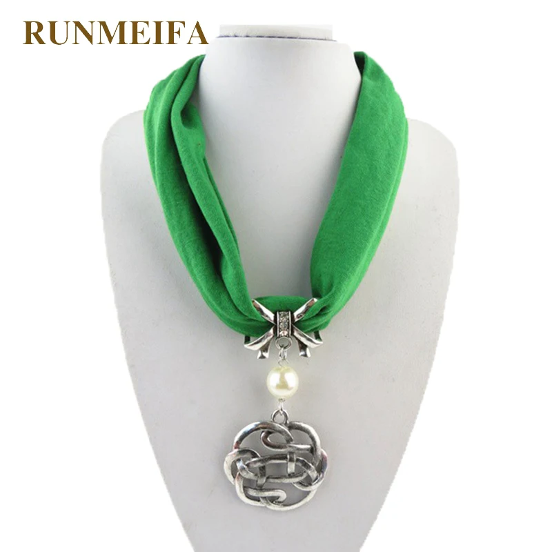 RUNMEIFA Short Chain Pendent Charm Scarf Necklace Beautiful Multicolor
