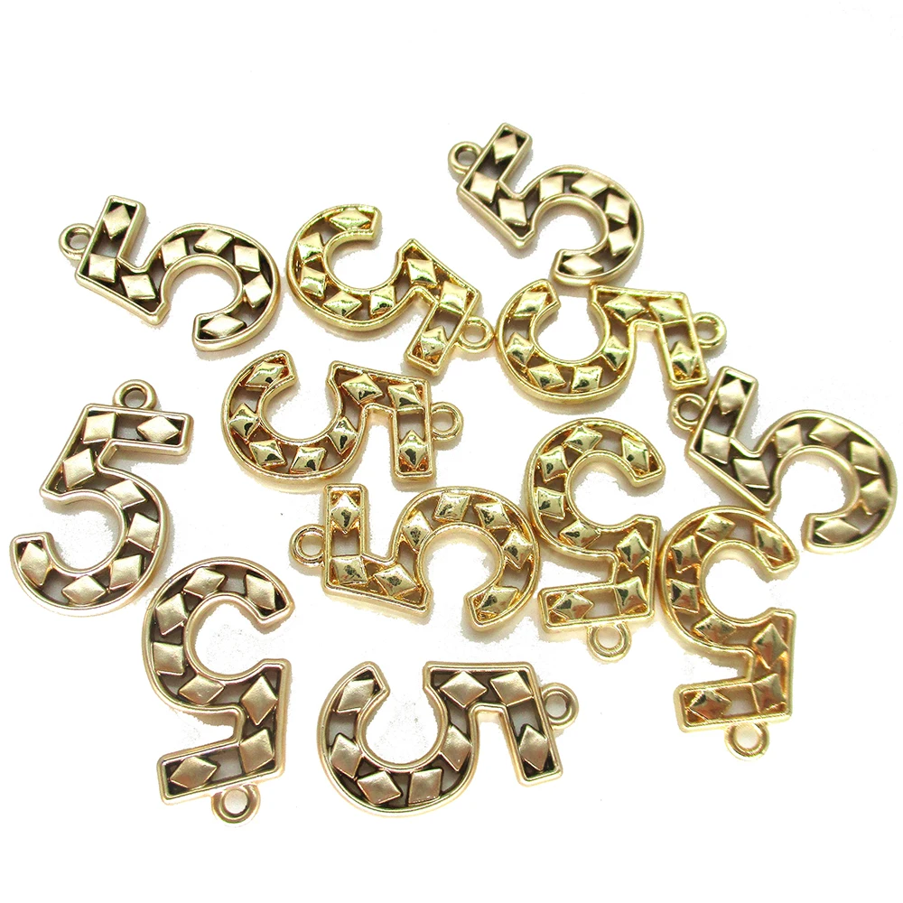 

10pcs Wholesale Gold Color Bijoux Chain Block 5 Number Pendant Necklace For Women Jewelry Accessories collier Hot