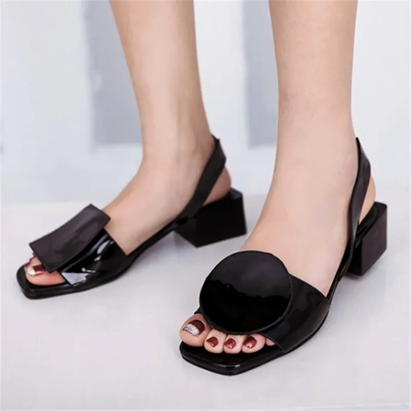 Plus Size 34-43 New summer square heels women sandals ladies white and black open toe Rome beach shoes Fashion Casual sandals