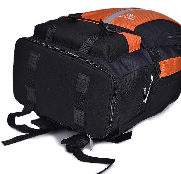 men big travel backpack9
