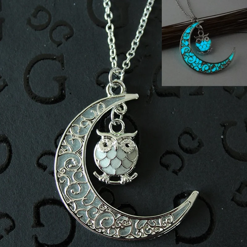 

Fluorescence Light Christmas Hollow Moon Owl Necklace luminous Pendant Glow In The Dark Necklaces For Women Jewelry Accessory