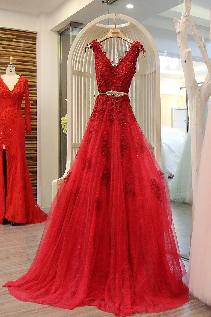 abendkleider-2016-Amazing-Burgundy-robe-de-soiree-vestidos-de-fiesta-Appliques-Beads-robe-de-soiree-courte (5)