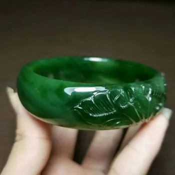 

H55#Russian material and Tian Yu ice bottom spinach green cat eye jasper carved bracelet