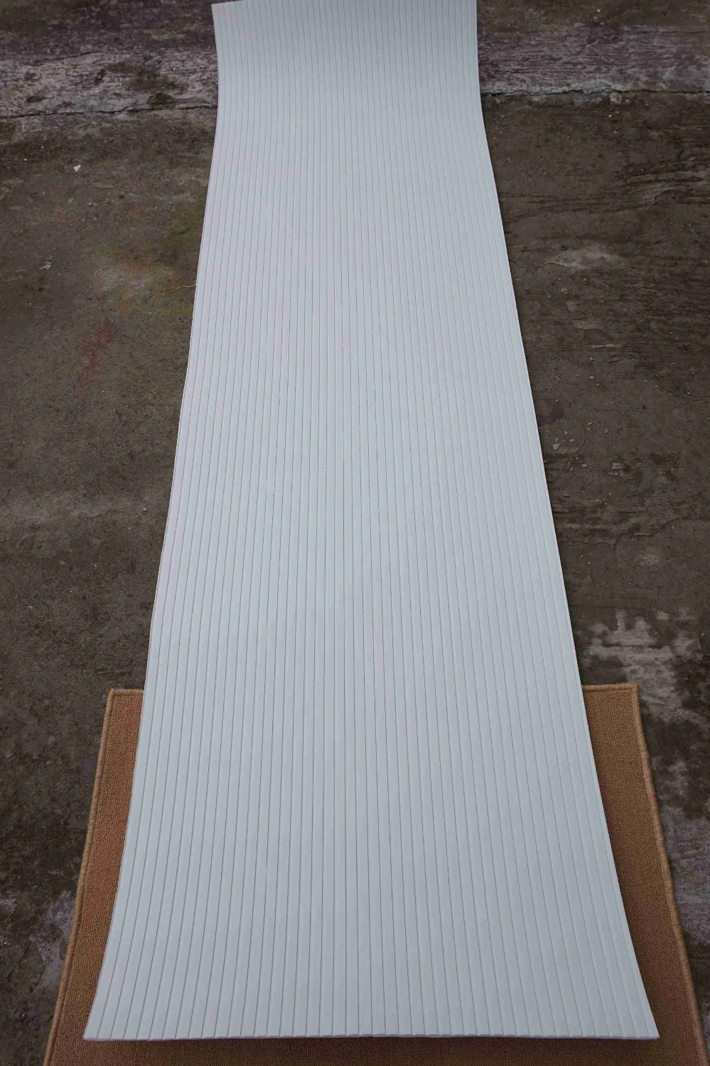 Free shipping white color EVA 3M glue skidproof top pad deck pad stand