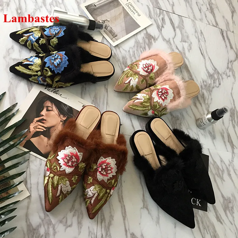 

2018 Hot Pointed Toe Flower Emboridery Mules Spring Autumn Cover Toe Outdoor Flat Slippers Zapatillas Mujer Flock Casual Mules