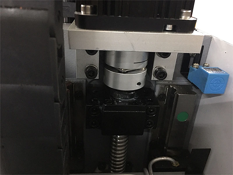 LY CNC 3040 cast iron step motor version 4 axis (3)