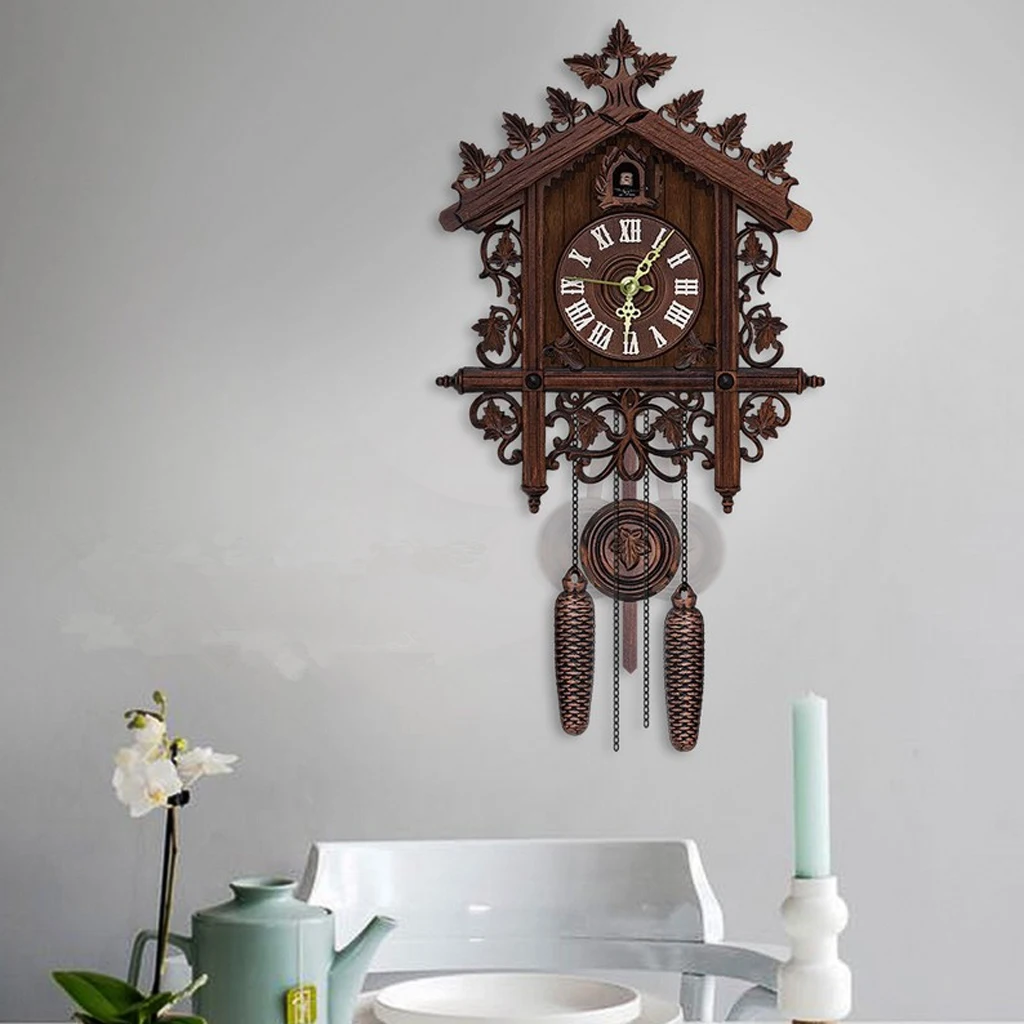 

Retro Style Wood Cuckoo Wall Clock Battery Quartz Clock Vintage Antique Clock with Pendulum