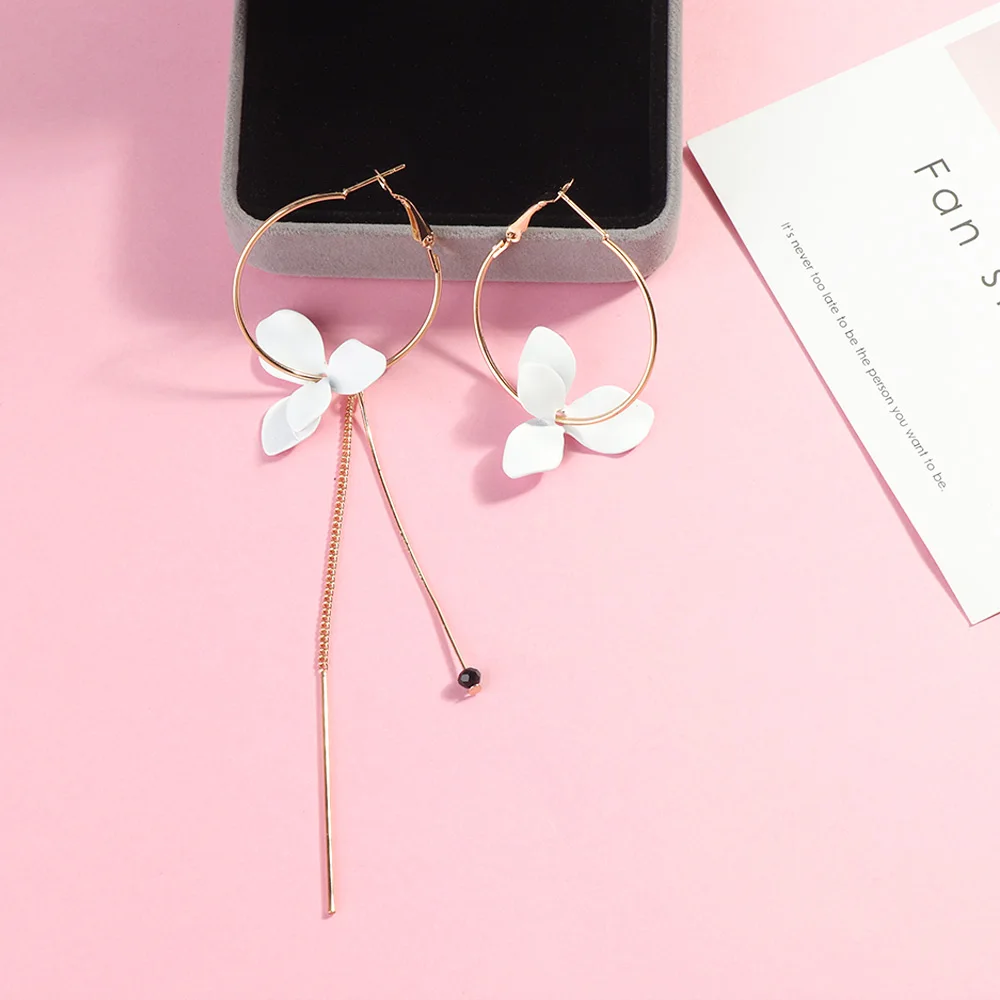 

2019 Trendy Simple Flower Chain Tasseled Earrings Asymmetric Women Fashion Circle Drop Dangle Earring