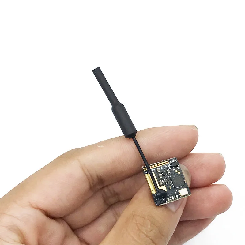 

EWRF e7082VM 5.8G 40CH VTX Transmitter 25/100/OFF PitMode Adjustable Support Betaflight/Cleanflight Smart Audio RC Models Part