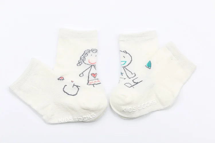 Новинка! г. Весна-Осень-зима, хлопковые носки для малышей Асимметричные нескользящие носки-тапочки для новорожденных мальчиков и девочек, высокое качество