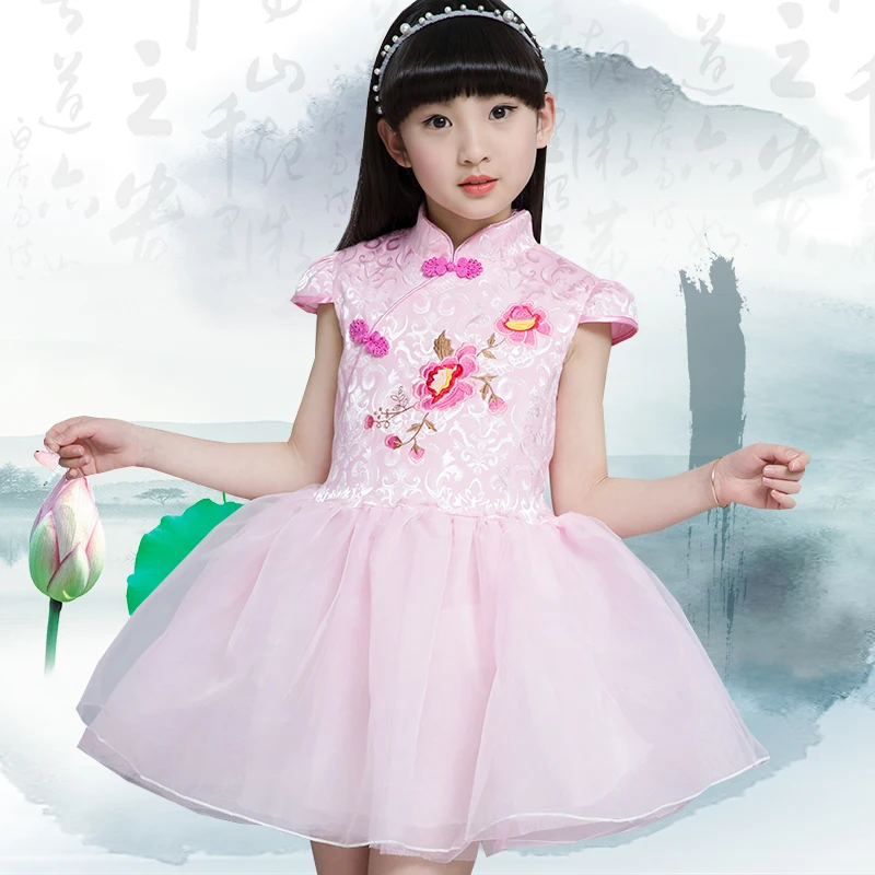 Платье китаянки для девочки. Детское платье китаянки. Платье для девочки в китайском стиле. Китайское платье для девочки. Детские платья из китая.