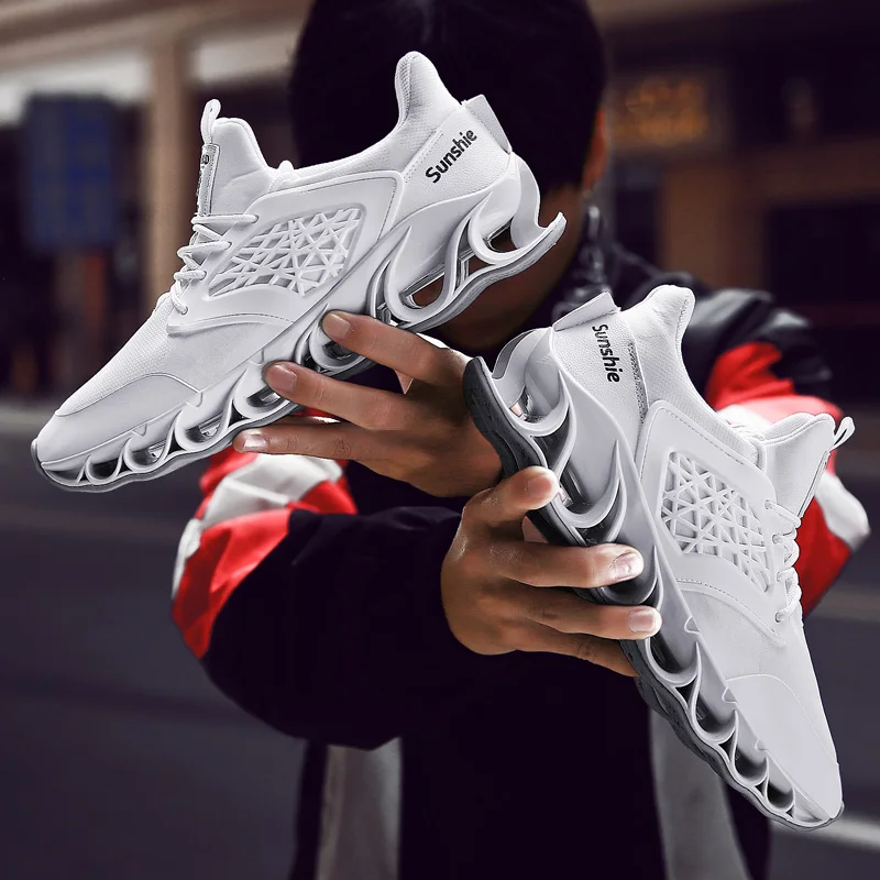 

2019 Summer Mens Mesh Sneakers Breathable Men Sports Shoes Running Black White Athletic Shoes For Men Anti-Slippery Sneakers