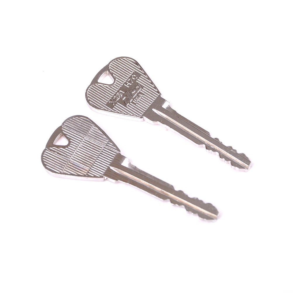 1pc Inconceivable Folding Key Thru Bottle or Ring Penetration Toy Magic Trick Props
