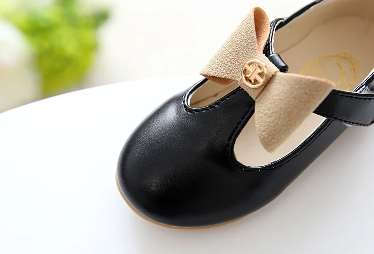 Girls shoes 8