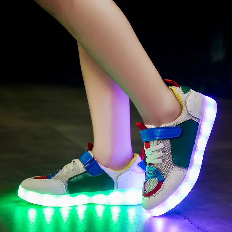 

Boys & Girls Shoes With LED Two Wheels Fashion Sports Casual Breathable Kids Roller Sneakers With USB Chargeable For Children