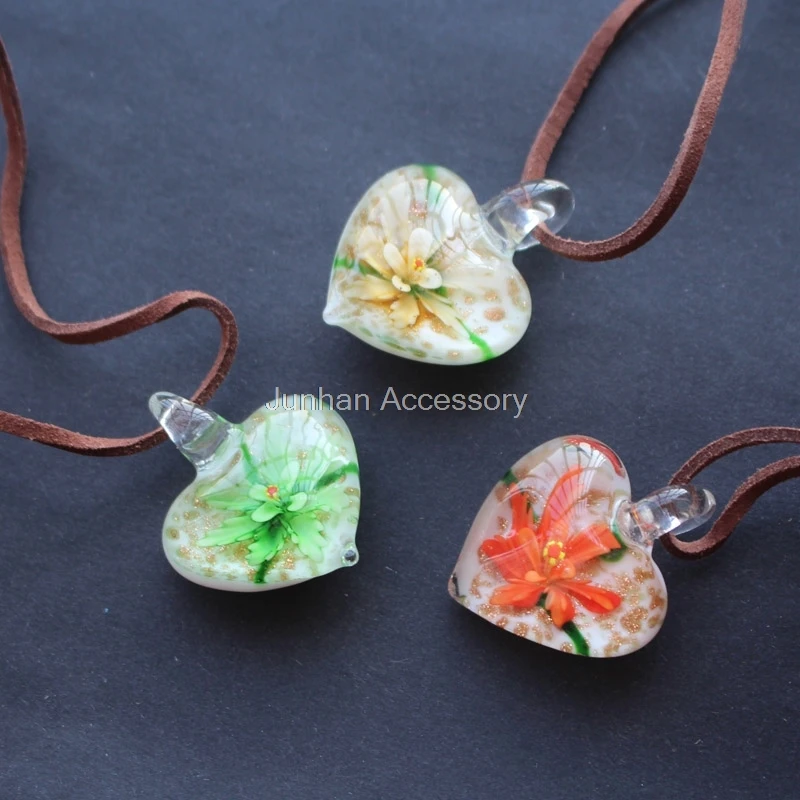 

Lovely Necklace Lampwork glass Heart shape Flower Necklace for women