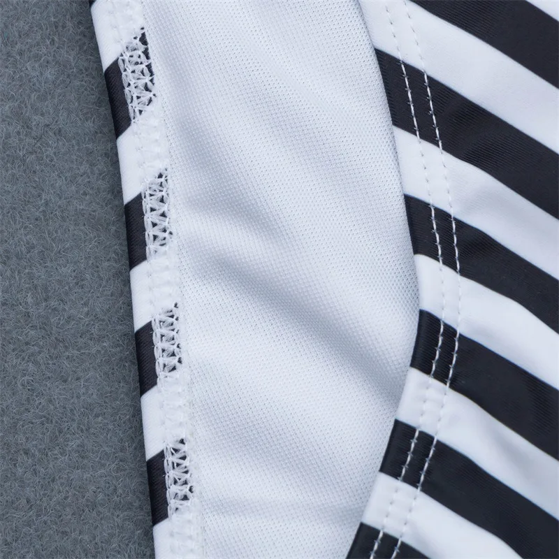 10364372925_1857114866