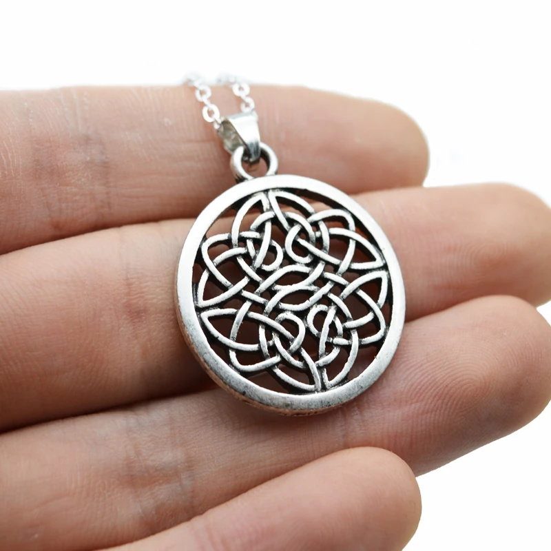 

10pcs Round Celtics Pendant Silver Irish Knot Pendant Eternity Infinity Knot Necklace Celtics Jewelry CT315