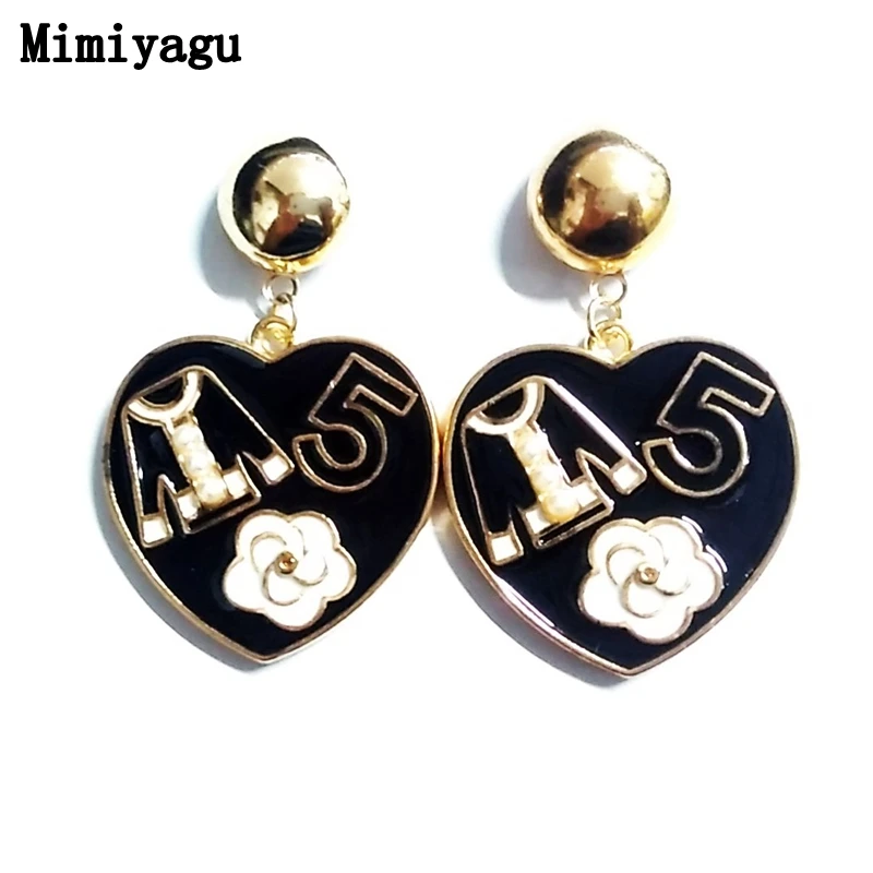 

Mimiyagu golden heart drop earring for women