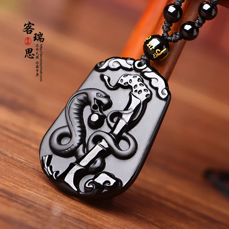 

A natural Obsidian pendant twelve zodiac snake cow sheep chicken rabbit mascot Zodiac year of fate