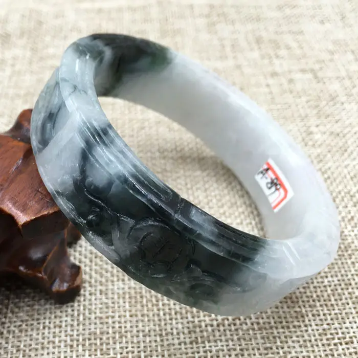

A-819 Vintage Chinese Hand-carved Black White Jadeite Jade Bangle Bracelet 60mm 28% 10.13