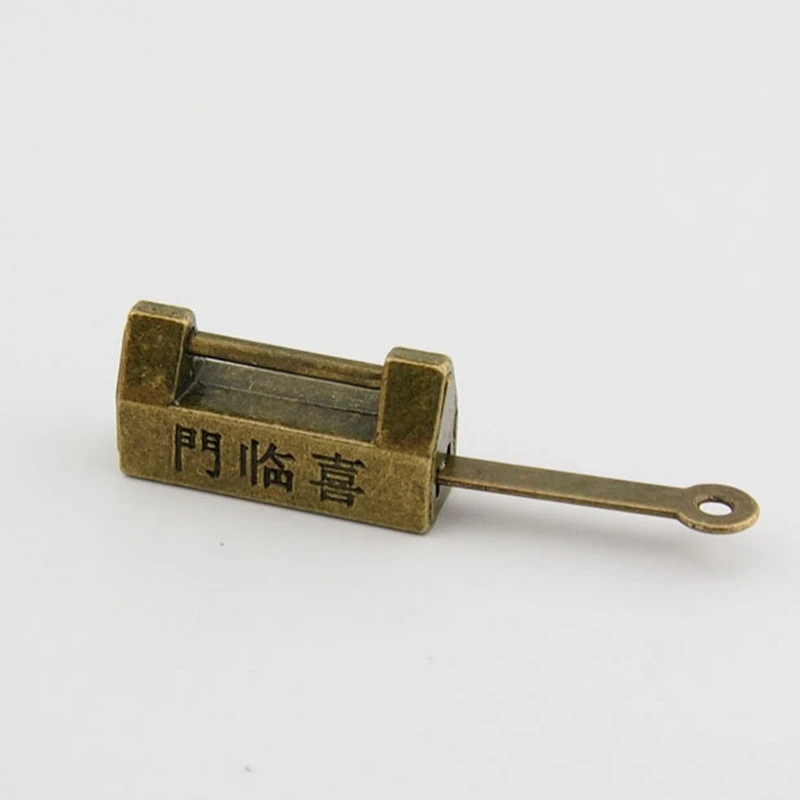 Wooden Box Padlock Vintage Antique Iron Chinese Old Zinc alloy Lock Retro Brass Jewelry Lock Cabinet + Key 4