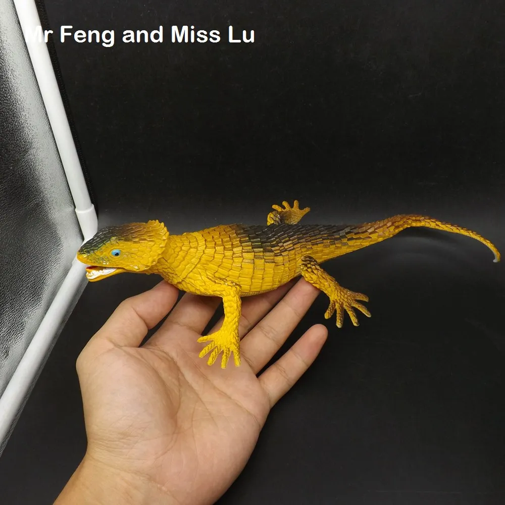 Big Lizard Model Fake Joke Maker Trick Kids Prank Toys Game Gadgetin