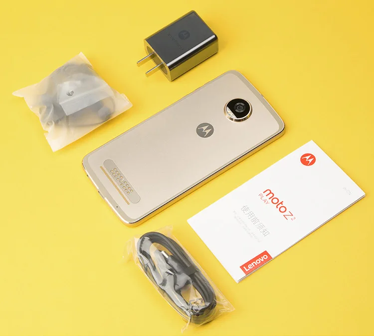 MOTO Z2 PLAY Smartphone - Super AMOLED FHD Screen