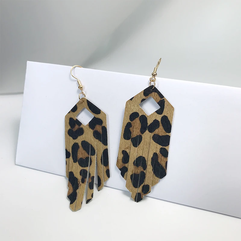 Cpop Модные леопардовые серьги из натуральной кожи для женщин геометрические кожаные висячие серьги с кисточками модные ювелирные изделия аксессуары Подарки