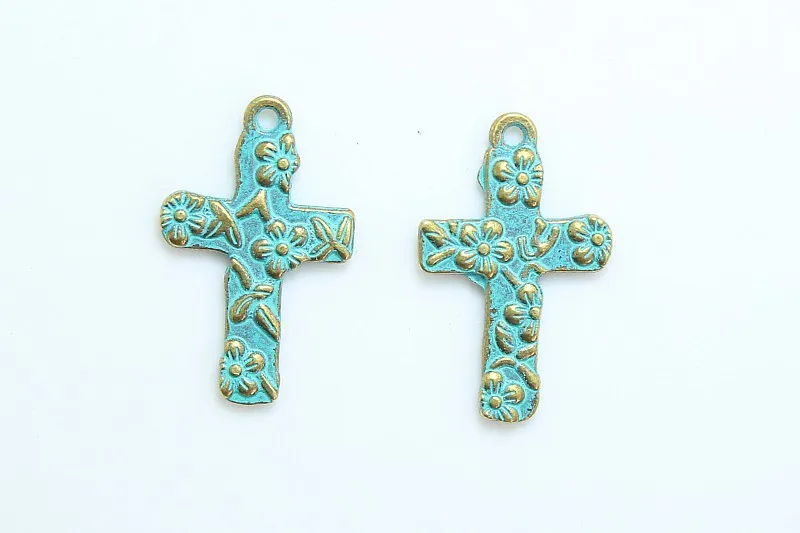 

10Pcs/Lot zinc alloy green Cross charm pendant for Jewelry Findings Accessories 2.5*1.5cm