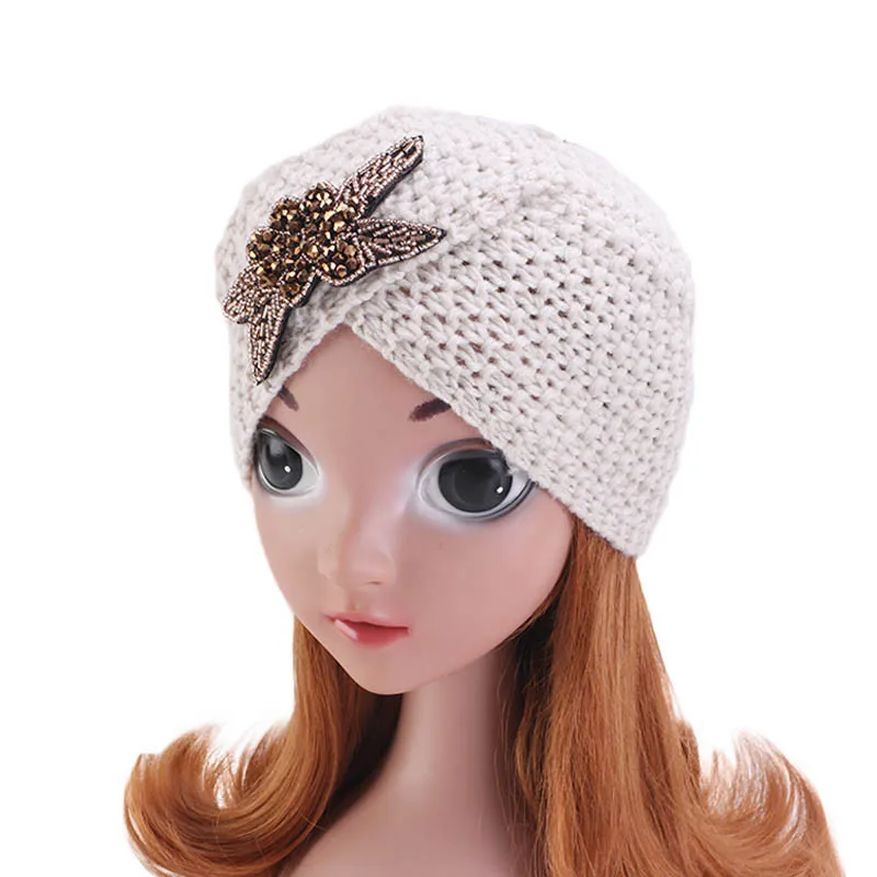 

2019 new the solid color bead turban cap 4 colors knitting Winter flower hat for child girl 83