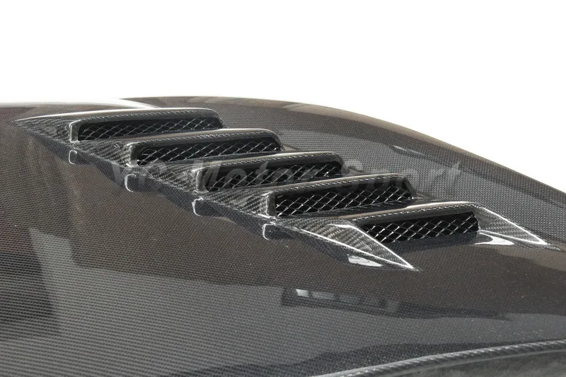 2009-2012 VW Golf MK 6 Vented Hood Bonnet CF (6)