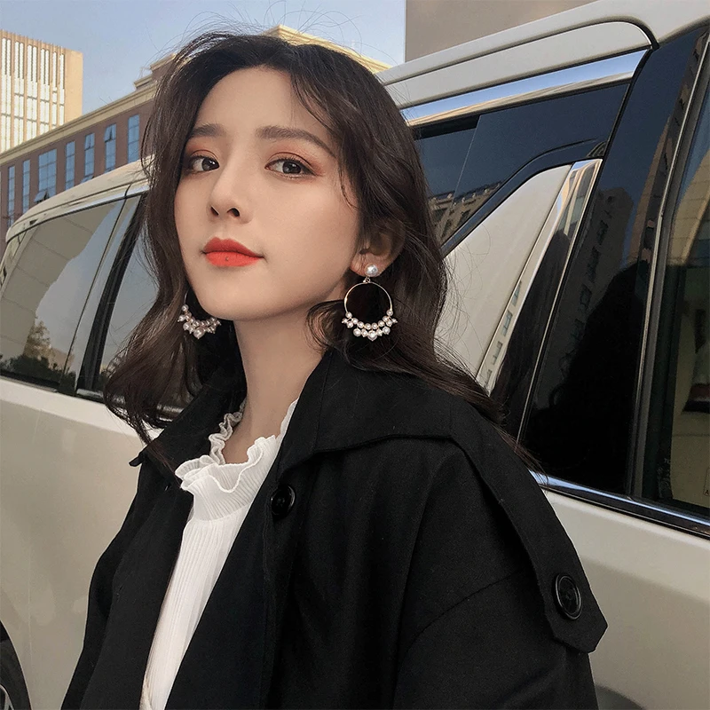 

Face-skinny design earrings niche female Korean temperament net red personality wild long earrings