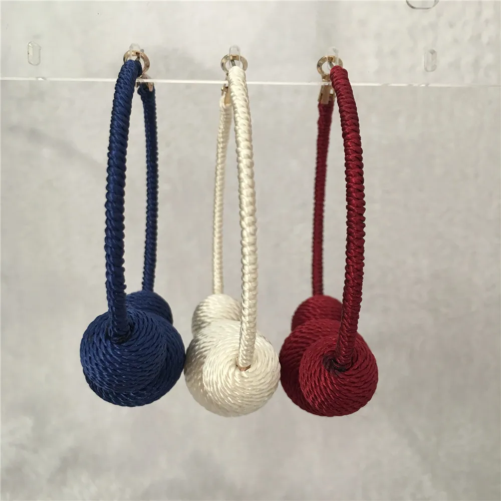 

TRENDY GOLD PLATING NAVY WHITE BURGUNDY THREAD BALL HOOP EARRING