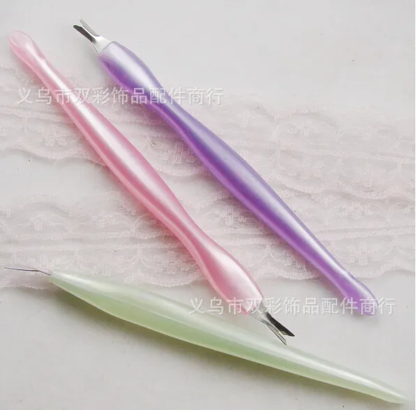 Lixa de Unhas Garfo Pele Morta Cores Bonitas Cuticle Trimmer Pusher Remover Pedicure Unha Care Arquivo Beleza Corte Ferramenta 50pcs 3 2 High Quality Beleza e saúde
