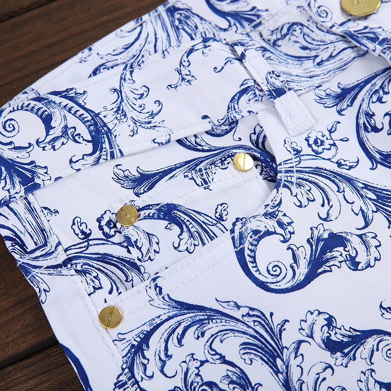 Sokotoo-Men-s-fashion-blue-and-white-porcelain-pattern-print-jeans-Slim-stretch-denim-pencil-pants (3)