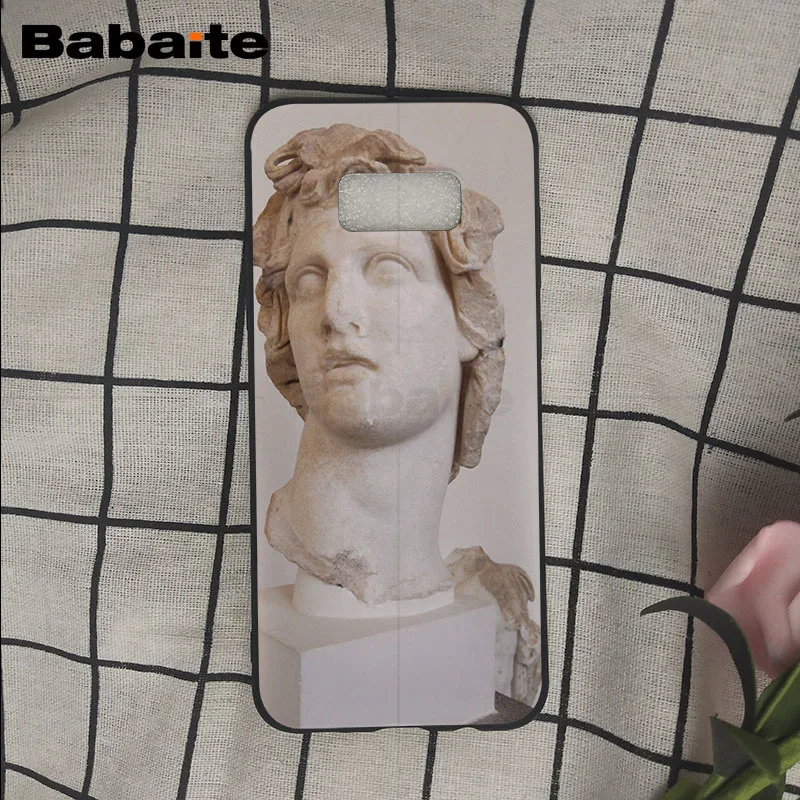 Medusa Vaporwave Glitch Art Statue Michelangelo-david