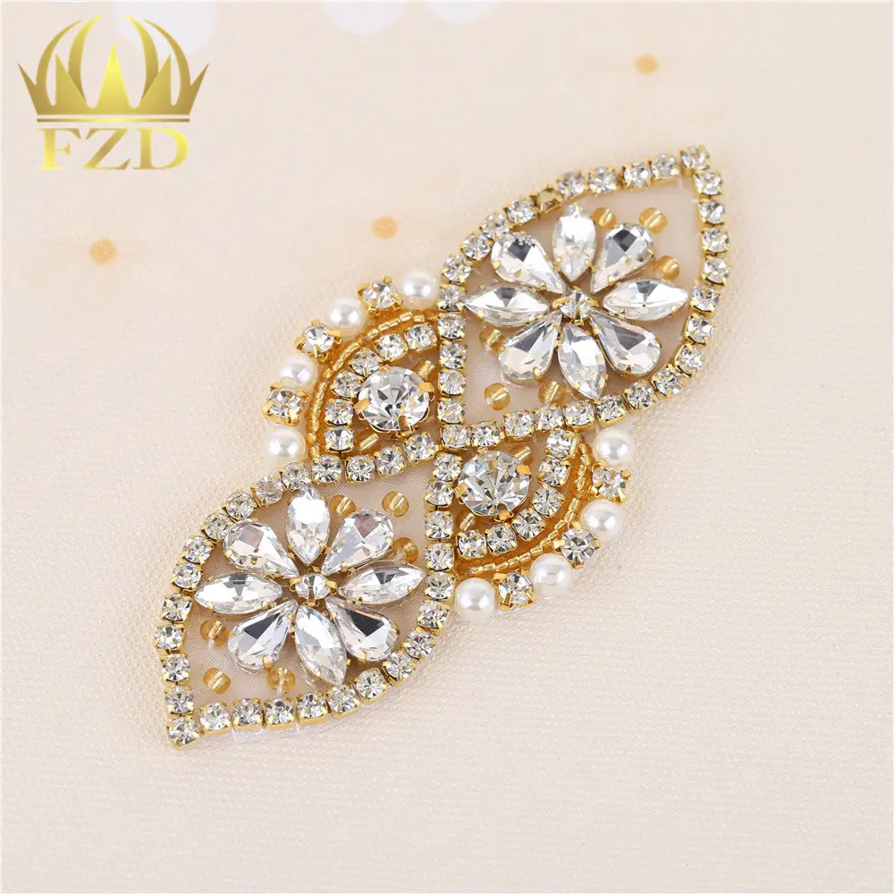30Pieces Wholesale Pearl Rhinestones Applique Patches For Wedding