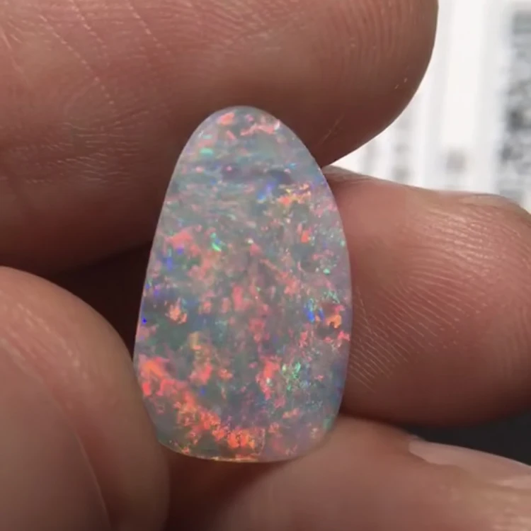 Натуральный кристалл опал 2.390ct Австралия происхождения драгоценные камни