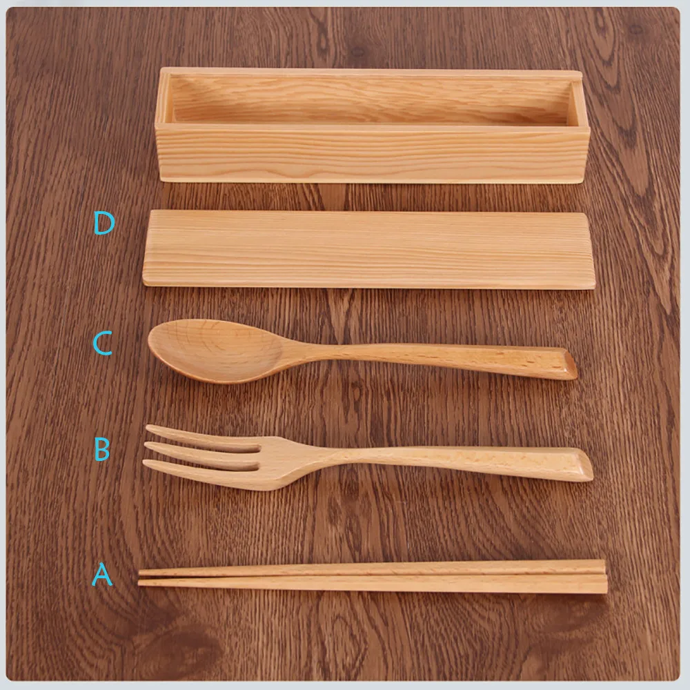 Portable Tableware A Four piece Set Of Wooden Tableware For Outdoor Travel 25in Dinnerware