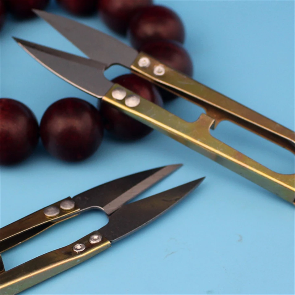 

Factory Price Stainless Steel U Shape Multi Color Spring Sewing Scissors for Fabric Cutting 10.5cm 2pcs/set