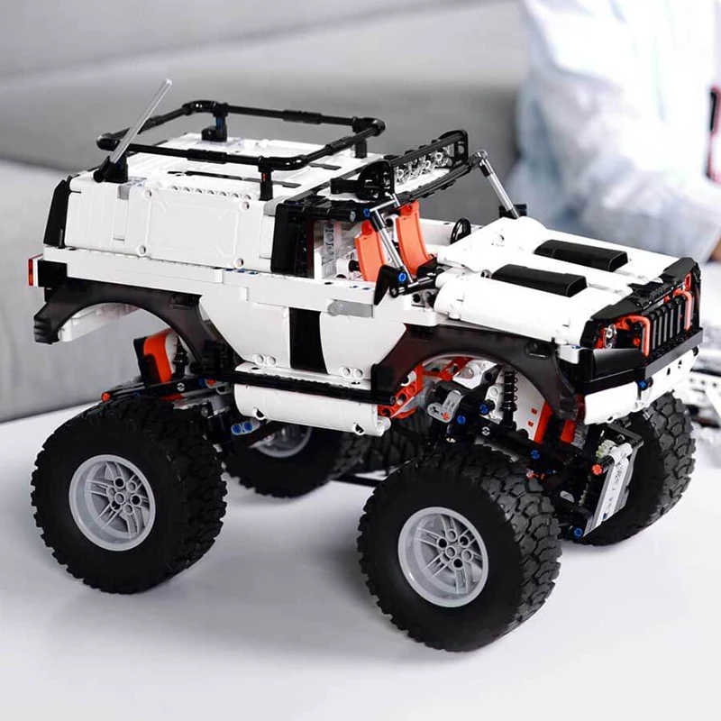

Intelligent Four-Wheel Drive Off-Road Vehicle Building Blocks 3D Drawings Large Twisted Motor Vehicle Semi-Finished Blocks