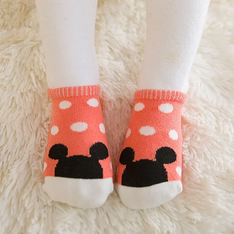 2 пары/партия, детские носки для 0-3 лет, теплые короткие нескользящие носки-трубы унисекс с рисунками из мультфильмов, подходит для всех сезонов, носки-тапочки для малышей - Цвет: Red elf