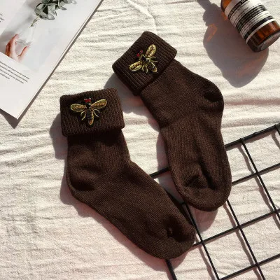 Новое поступление высокое качество супер толстые шерстяные носки для женщин зимние носки ручной работы с вышивкой пчелы - Цвет: E