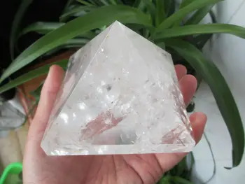 

NATURAL PRETTY TRANSPARENT QUARTZ CRYSTAL PYRAMID 936g