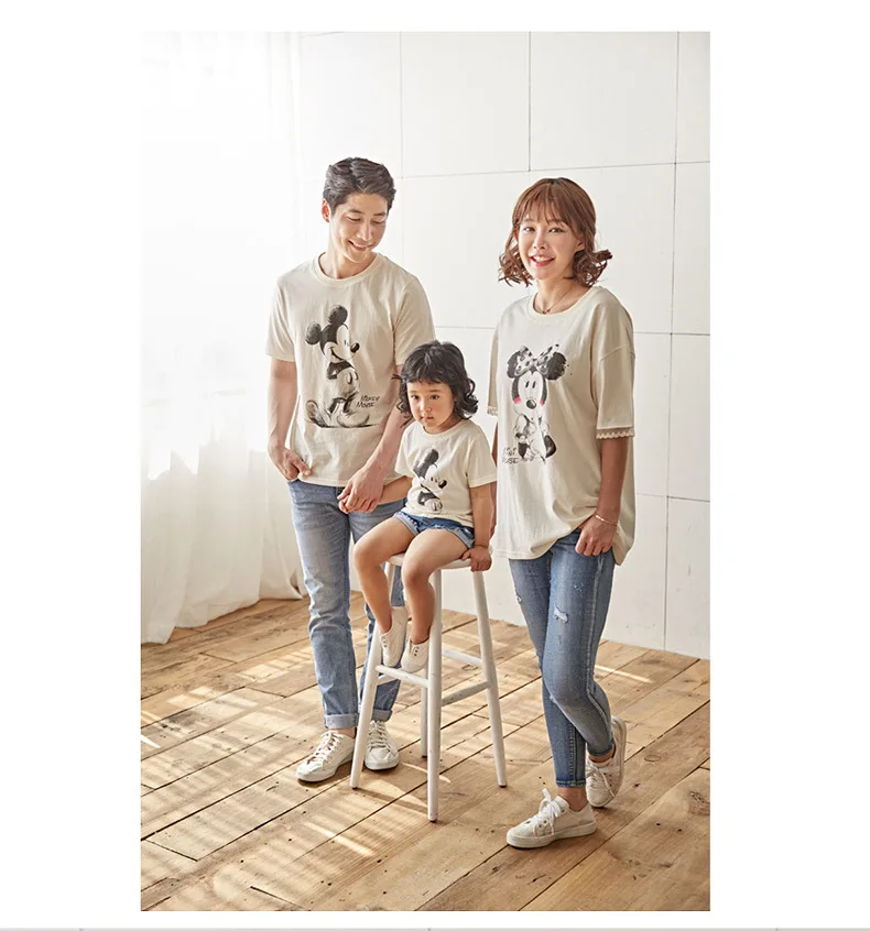 Одинаковые комплекты для семьи; футболка с мышкой; хлопковая одежда для папы и сына; одежда для мамы и дочки; одежда в полоску для семьи