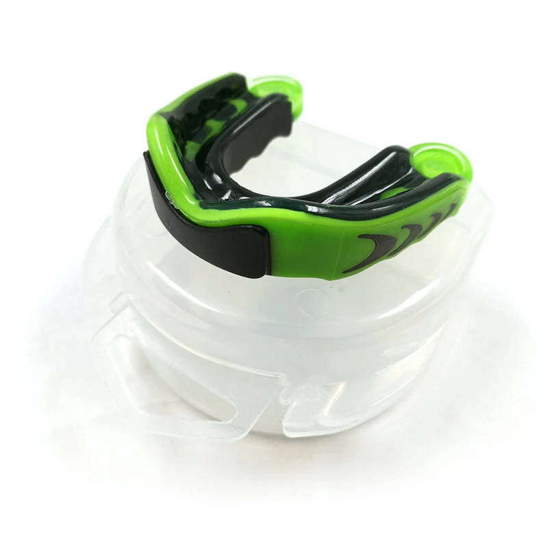 Grado Profesional boca guardia 3 capas Gum Shield dientes Protector de boxeo Muay Thai baloncesto fútbol deporte guardia
