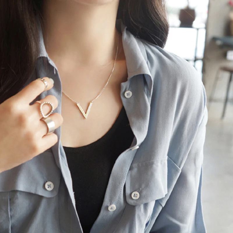 925 пробы Серебряное корейское модное простое ювелирное женское ожерелье с подвеской в виде буквы V подарок для влюбленных