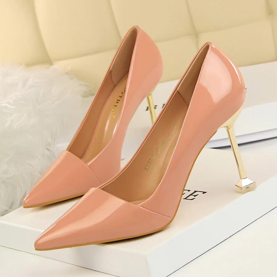 

New Elegant Pumps Pointed European Fashion OL High Heels Shoes Plating Heel Sexy Slim Patent Leather Single Women Shoes G1716-5
