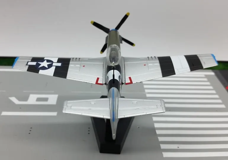 TRUMPETER 1: 72 WWII США P51D Mustang модель 37291 любимая модель